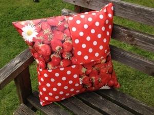 Strawberry oil Cloth Cushion