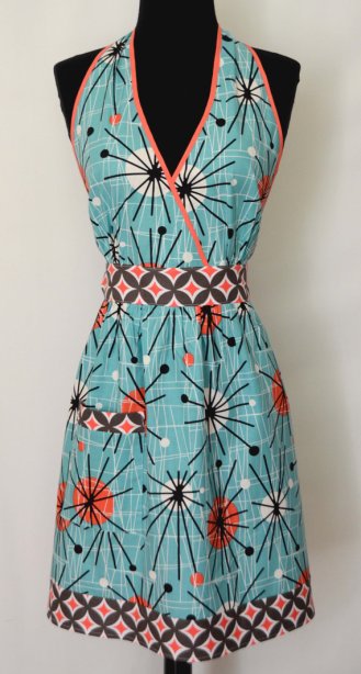 Apron pattern by Sugar Pie Chic on etsy