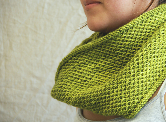Honey cowl by madelinetosh