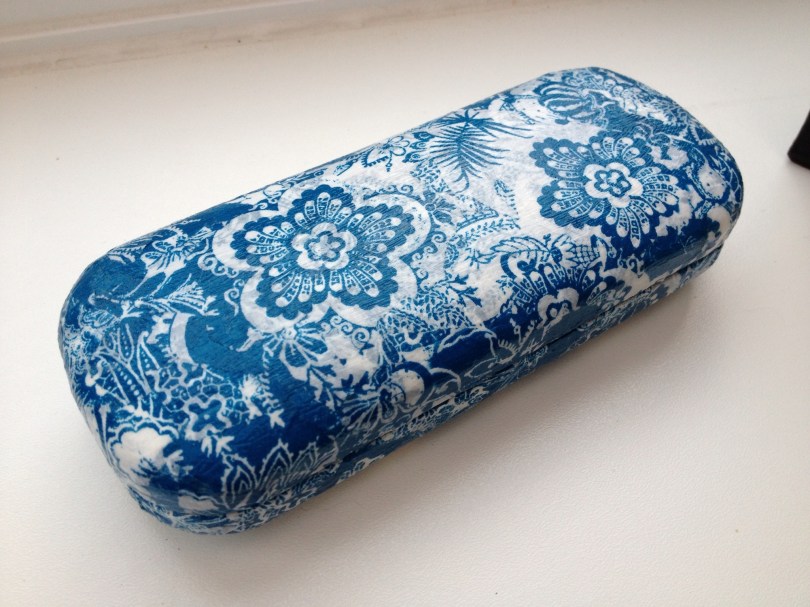 Decopatch glasses case.