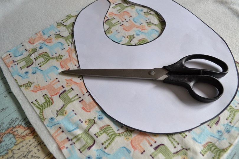 Bibs and burp cloths tutorial