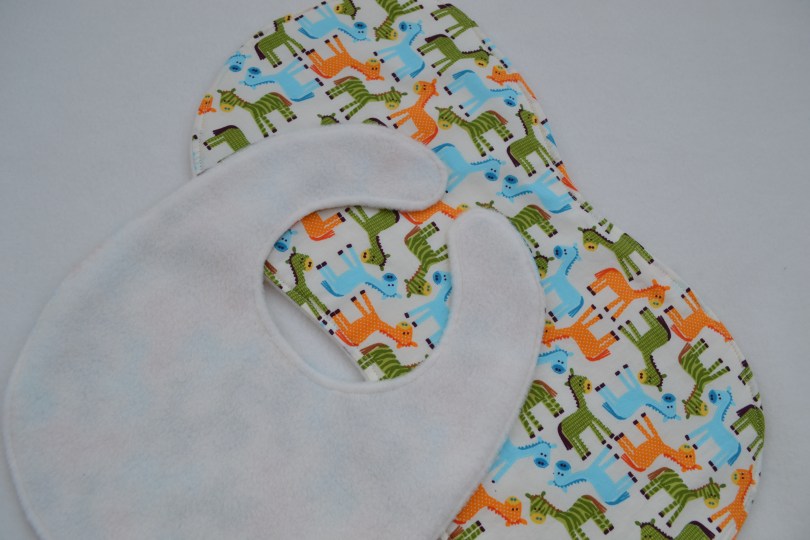 Bibs and burp cloths tutorial