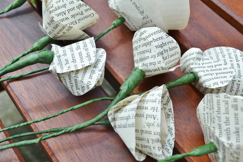 Wiring paper roses