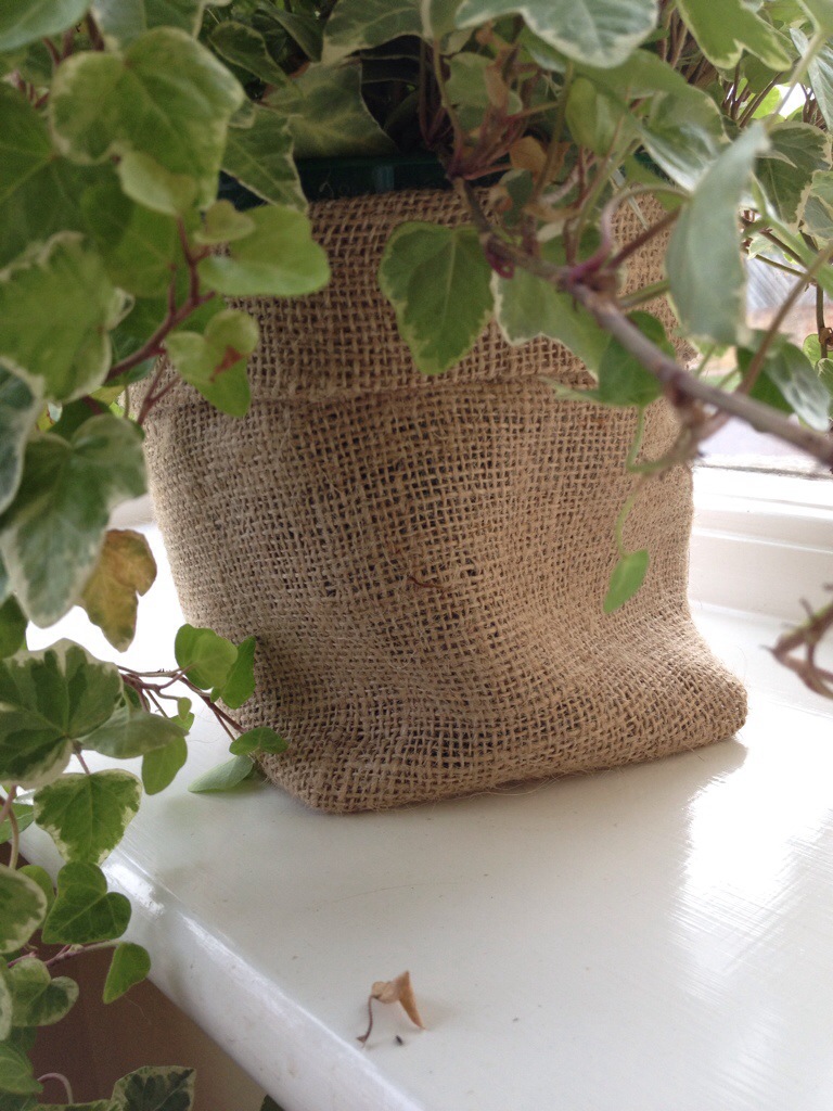 Hessian covers for plant pots