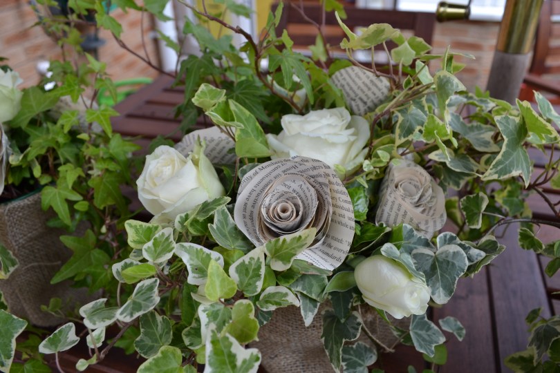 Ivy and rose wedding table centres