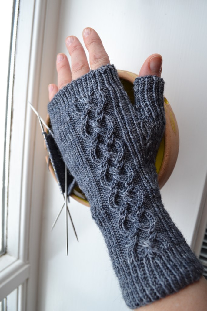 beira fingerless gloves2